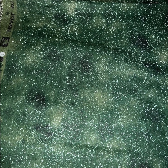 Joanne Fabric Green with Glitter Appearance 86” x 42” Crafts Sewing - Picture 5 of 6